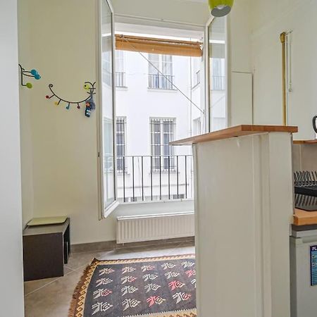 Radiant Flat - Spacious Studio Apartment - Marais Paris Luaran gambar